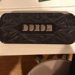 Customized Buxom Palette